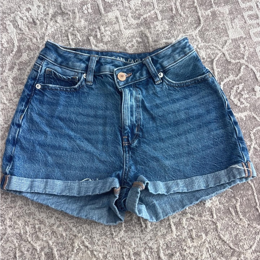 American eagle crossover high rise mom shorts size 00